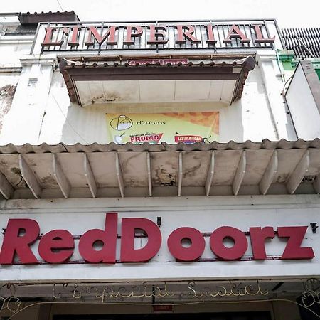 Hotel Reddoorz Near Waterboom Lippo Cikarang Extérieur photo